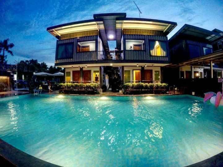 Kluang Container Swimming Pool Hotel Eksteriør billede