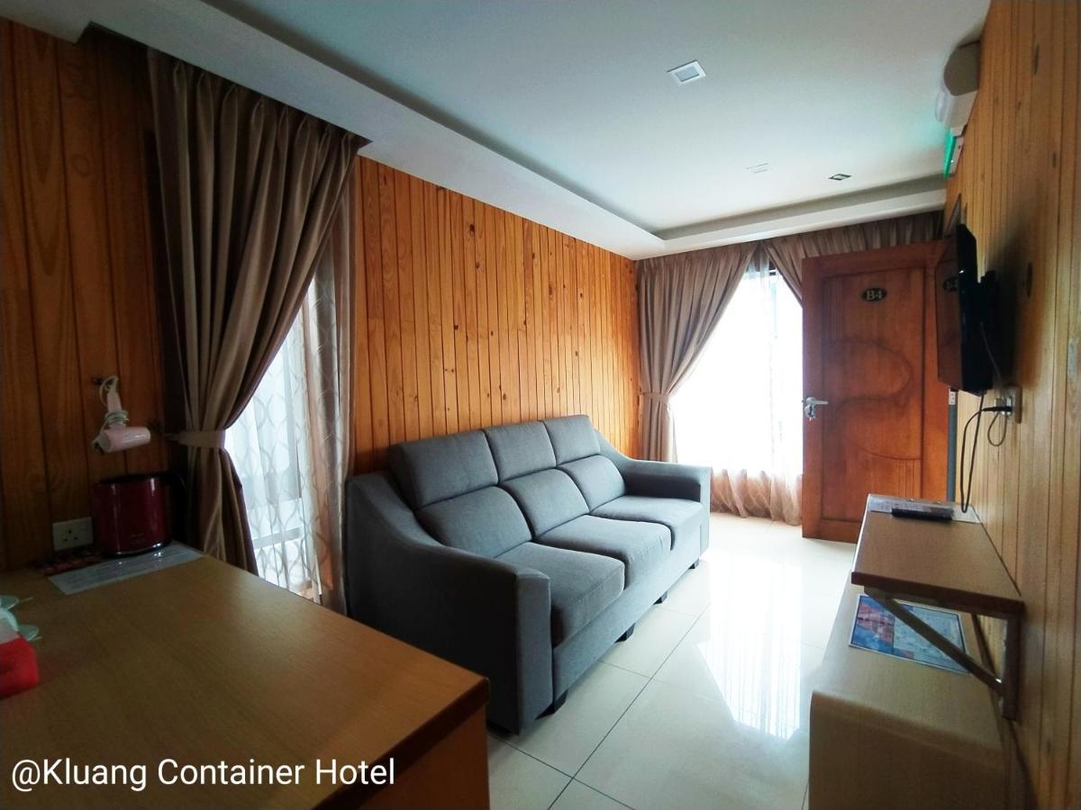 Kluang Container Swimming Pool Hotel Eksteriør billede