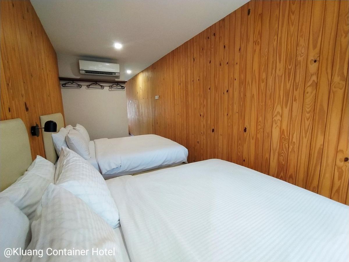 Kluang Container Swimming Pool Hotel Eksteriør billede